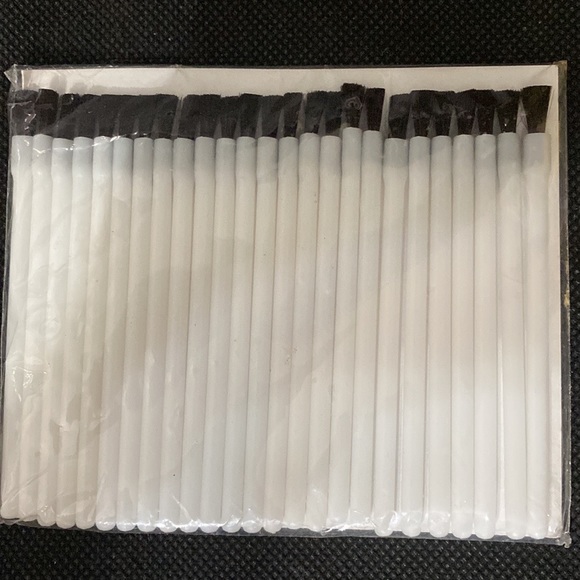 Application Eyelash Extension Brushes for Extensions & Makeup. New & Sealed - Picture 7 of 9